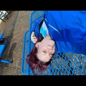 Meet your Posher, Cloe